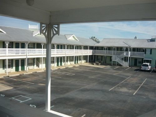 Key West Inn - Chatsworth Εξωτερικό φωτογραφία
